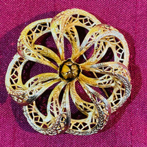 Vintage Marked  Corocraft Coro Craft Gold Tone Filigree Domed Rose Center Brooch - £15.60 GBP