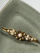 Vintage Goldtone Flower w Two Side Leaves &amp; Faux White Pearl Bead Bar Pin Brooch - £10.52 GBP