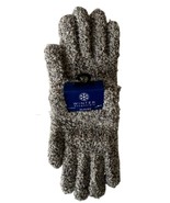 Winter Essentials Women&#39;s Cozy Gloves Gray &amp; Black Specks, One Size - $184.69 MXN