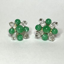 Vintage Green &amp; Clear Beaded Cluster Screw-Back Earrings - $221.44 MXN