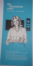 Vintage The Microwave Oven Instruction Brochure 1980s - $2.75 CAD