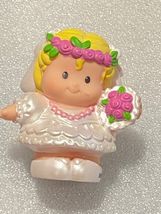 2007 Fisher Price Little People Bride w/Flowers *Nice Condition* mmm1 - $9.99