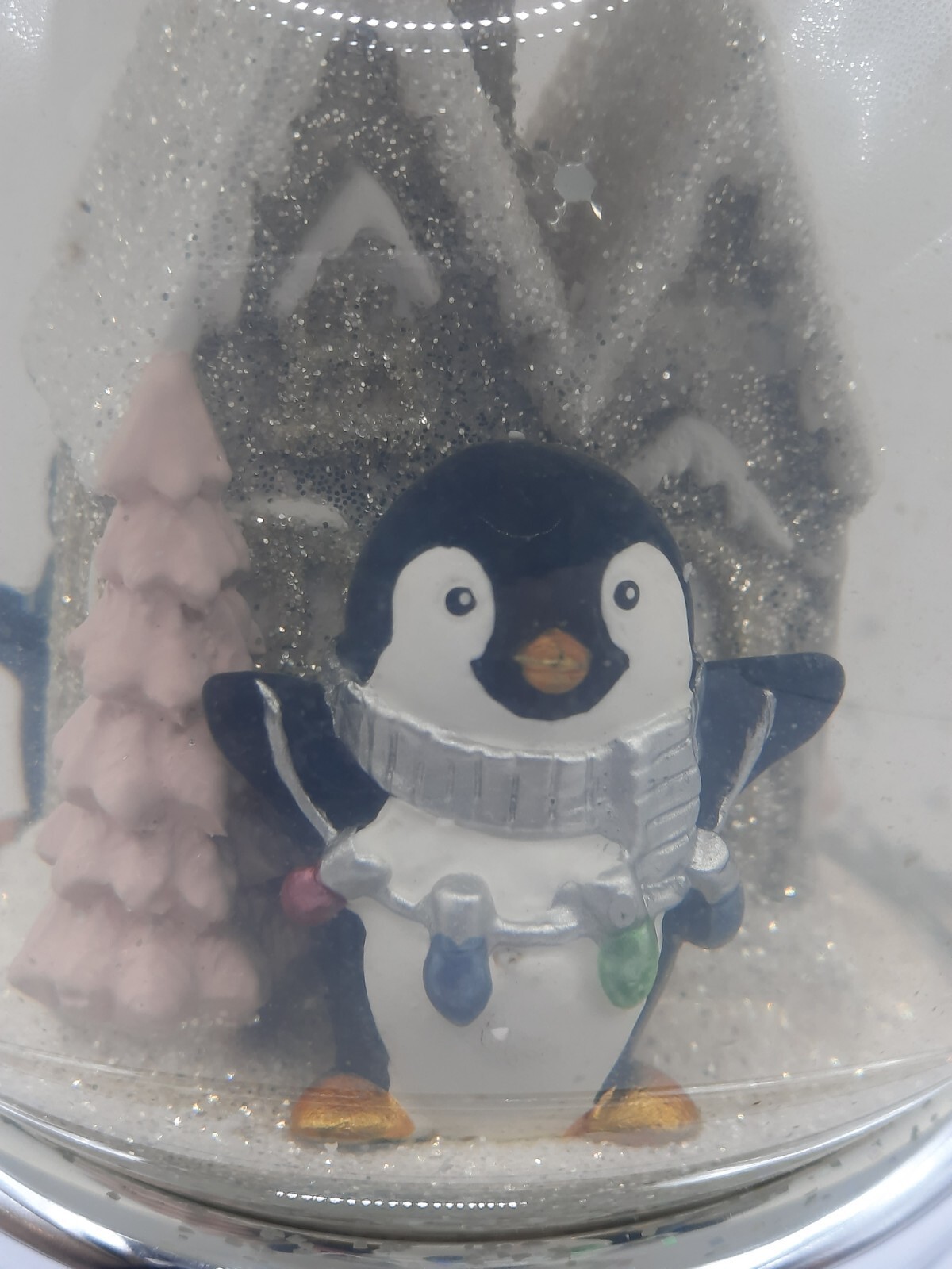 Bath & Body Works Snow Globe Penguins 3 Wick Candle Holder Winter Holiday USED Item image 3