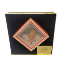 Vtg1980 Betsey Clark&#39;s Tree Trim Hallmark Square Shadowbox Ornament Diorama Xmas - £6.32 GBP