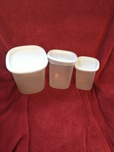 lot of 3 Rubbermaid Servin Saver Food storage containers , 3 qts, 6 cups, 1.8 pt - £16.37 GBP