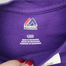 Minnesota Viking Shirt Mens L Purple Majestic Print Short Sleeve NFL Tee - £18.08 GBP
