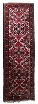 Handmade antique Oriental runner 2.8&#39; x 8.8&#39; (87cm x 270cm) 1930s - 1C1006 - $96,112.65 MXN