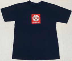Vintage Element Skateboard T Shirt Mens Size S Blue Logo Spell Out 90&#39;s ... - $28.98
