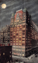 New York Città ~ Waldorf Astoria Hotel di Notte Da Moonlight ~1907 Cartolina - £7.09 GBP