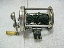 Vintage Collectible SUPERIOR 60 Fishing/Casting Reel-Tackle-Boat-Open Water-Dock - £27.87 GBP