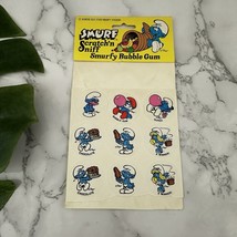 Smurfs Vintage Scratch N Sniff Scented Stickers Smurfy Bubble Gum Chocolate - $368.88 MXN
