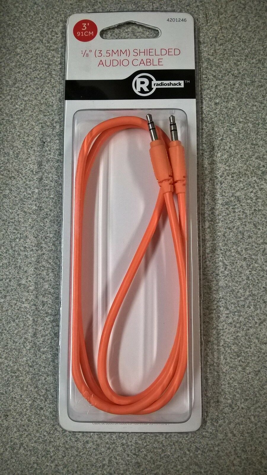 RadioShack 3FT 1/8&#39; (3.5mm) Aux Male-Male Shielded Audio Cable - Orange ... - $3.91