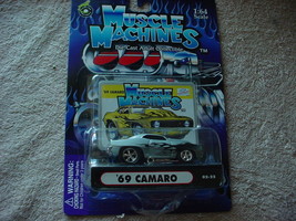 Muscle Machines &#39;69 Camaro 02-22 Pale BLUE/SILVER Flamed Mip Free Usa Shipping - £9.04 GBP
