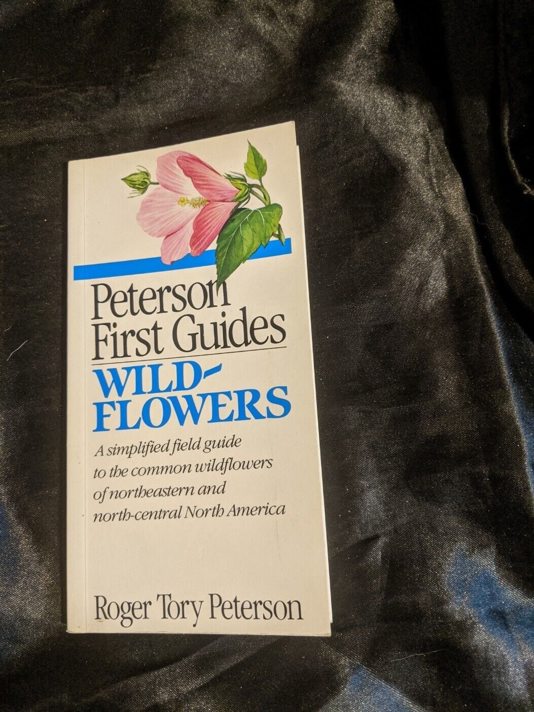First Guide to Wildflowers (Peterson First ... by Peterson, Roger Tory P... - $5.93