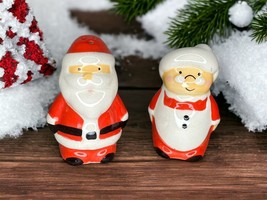 Cracker Barrel Santa Claus and Mrs. Claus Salt and Pepper Shakers Red Black 2.5” - £13.58 GBP