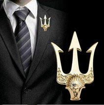 Stunning Vintage Look Gold Plated High End British Trident Design Lapel Pin B48O - $21.62