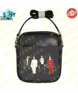 5 SHINEE Slingbag - $446.99 MXN