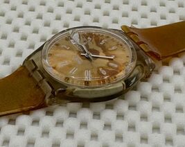 Swatch Watch Gold Breeze GK710 Vintage 1994 - $34.00