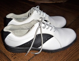EUC FootJoy White/Black Leather 48425 Golf Shoes Cleats Women's Size 9 M - $39.09