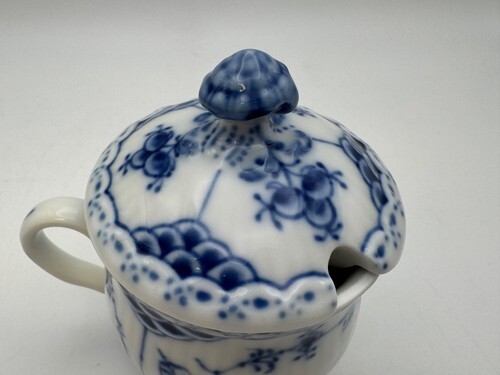 Royal Copenhagen BLUE FLUTED Half Lace Mustard Jar #743 #744 Item image 4