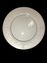 Gildhar Limited Cameo Porcelain Dessert Plate - $7.43
