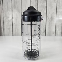 Pampered Chef Measure Mix Pour 2265 Salad Dressing Mixer USA Retired 2 Cup - $187.46 MXN