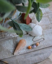 Orange Selenite with Sunstone Beads Pendulum ~ Cleansing Energy ~ - $550.03 MXN