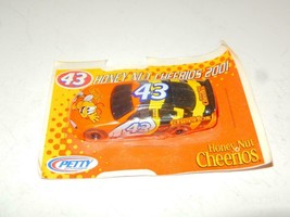 Vintage DIECAST- Honey Nut Cheerios 2001- #43 Race CAR- New - H28 - £2.90 GBP