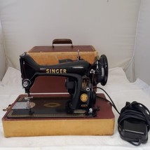 Vintage SINGER 99k Electric Portable Sewing Machine with Case &amp; Foot Ped... - £116.29 GBP