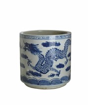 Blue and White Dragon Motif Cachepot Pot - £126.60 GBP