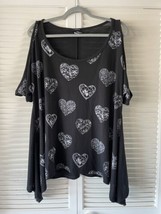 Torrid Black Cold Shoulder Black Hearts Sharkbite Hem Top Shirt Plus Siz... - £12.95 GBP