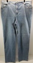 Gloria Vanderbilt Amanda Light Wash Blue Jeans 18 Medium - £6.20 GBP