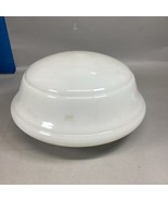 Antique 1905-1925 Milk Glass Schoolhouse Lampshade - Pendant Lights - €29,83 EUR Antique 1905-1925 Milk Glass Schoolhouse Lampshade - Pendant Lights - €29,83 EUR