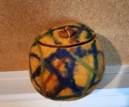 VINTAGE THICK WOOL FELTED YELLOW/GREEN/ORANGE ART BOWL W/LID 6&quot; X 6&quot; - €17,28 EUR