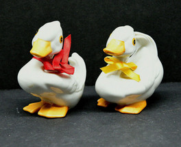 Vintage Ceramic Ducks With Ribbons Salt And Pepper Shakers - $14.20