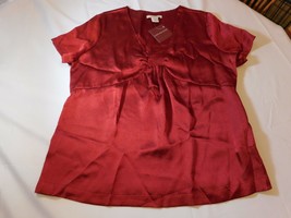 Covington Women&#39;s Misses Variations Short Sleeve Satin Blouse Shirt Top Red NWT - £18.39 GBP