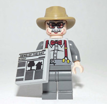 Toys Old Man with Newspaper city town Minifigure Custom Toys - £5.19 GBP