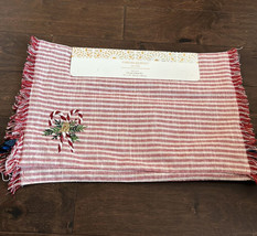 Cynthia Rowley Placemats 4 Embroidered Christmas Striped Candy Cane Gold New - £23.90 GBP