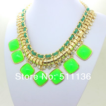 Chunky Green CANDY color resin Fashion Necklace fashion jewelry - £16.05 GBP