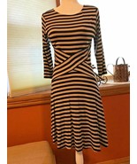 ECI New York NWT Ladies SM Knee Length Black /Tan stripe Pattern, slimmi... - $515.26 MXN