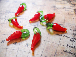 10 Chili Pepper Charms Red Chili Pepper Lampwork Glass Charms 17mm  - £3.50 GBP