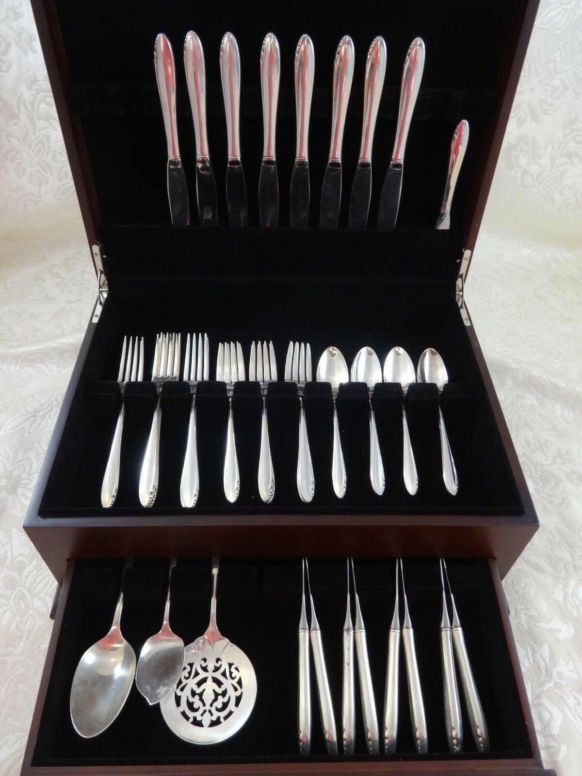 Lasting Spring by Oneida Sterling Silver Flatware Set For 8 Service 44 Pieces - $2,178.00