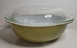 Verde Green Pyrex 2 Qt Casserole Dish with Lid No. 024 - £27.37 GBP