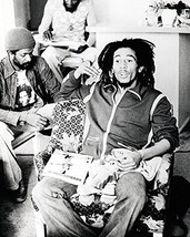 Bob Marley 16X20 Canvas Giclee Seated With Band - $69.99