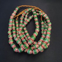 Filo lungo perline vintage stile veneziano africano vetro verde chevron ... - $735.75 MXN