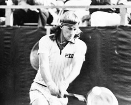 Bjorn Borg In Action On Court Wimbledon 1976 16X20 Canvas Giclee - $69.99
