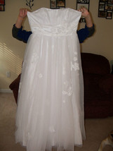 David&#39;s Bridal Strapless Tulle Ball Gown w/Floral Detail Size 14 Women&#39;s NWOT - £177.42 GBP