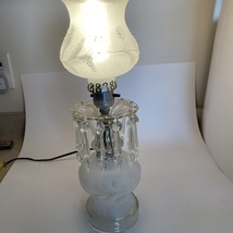 Art Deco Vintage Pressed Glass Boudoir Electric Lamp w/ Frosted Glass Shade - £47.53 GBP