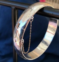 Vintage 925 Sterling Silver Bangle Bracelet w/ Safety Chain Hollow Hinged - £91.13 GBP