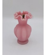 Fenton Pink Rose Satin Ruffled Melon Vase 1974 5-6&quot; - $1,189.48 MXN